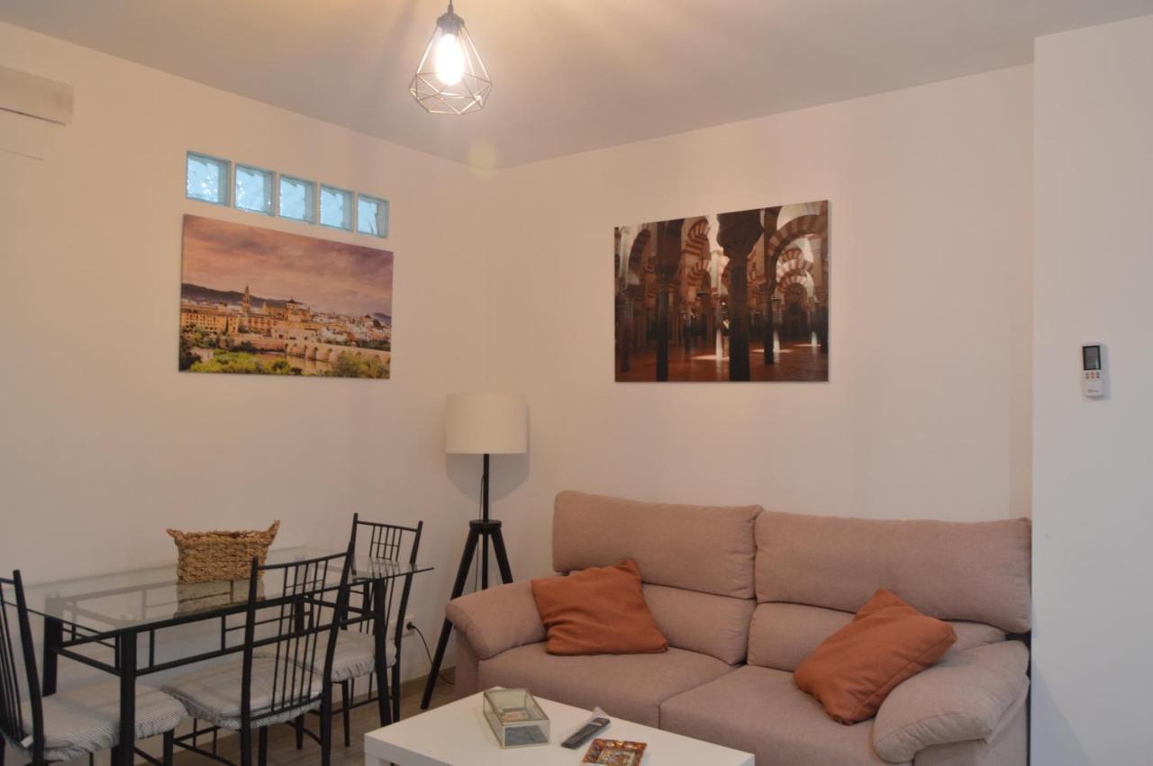 Puerta Sevilla Parking Gratis Кордова Экстерьер фото
